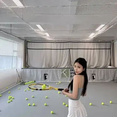 傅成